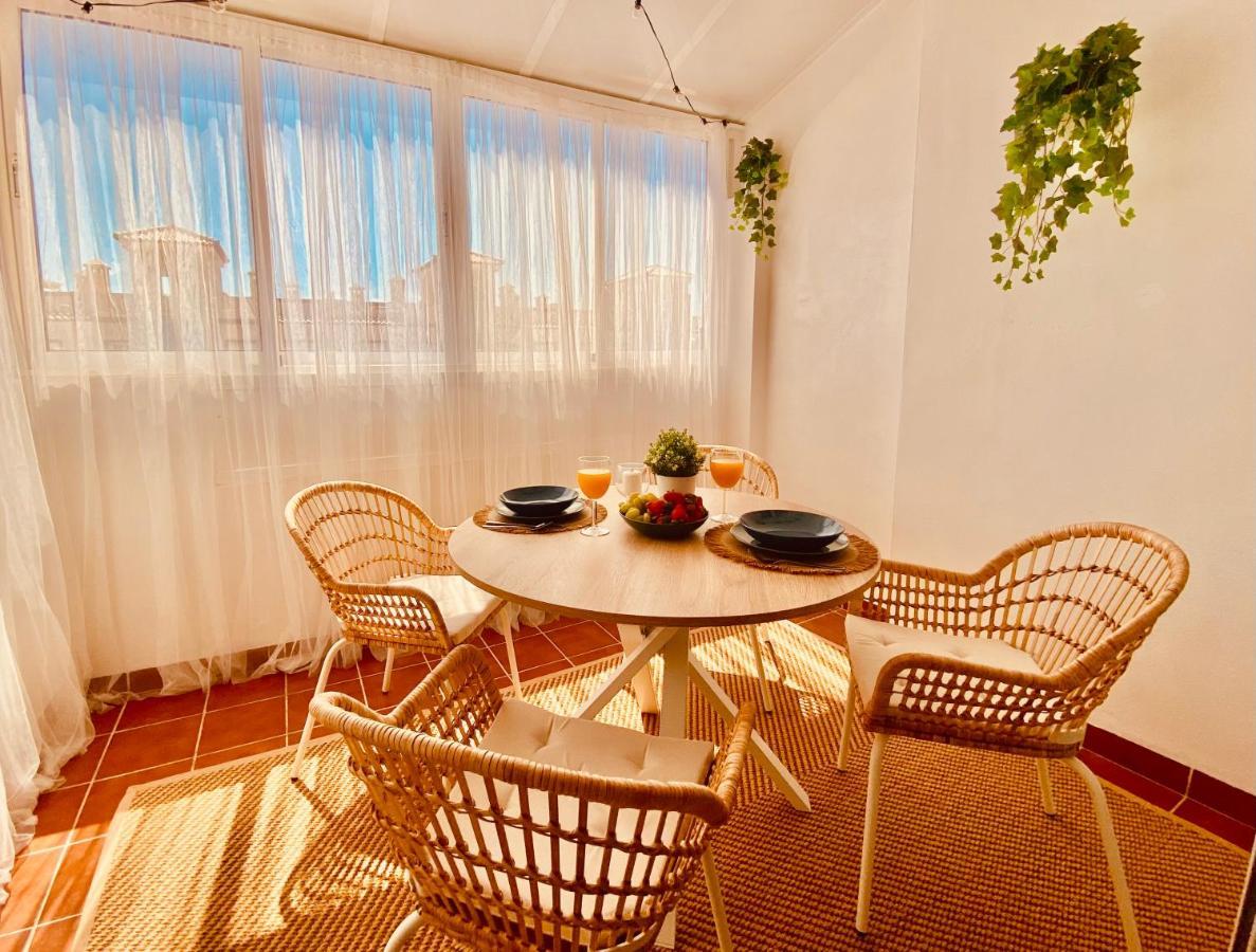 Casa Flania, Seaview, 2-Bedroom, 2-Bathroom อาลิกันเต ภายนอก รูปภาพ