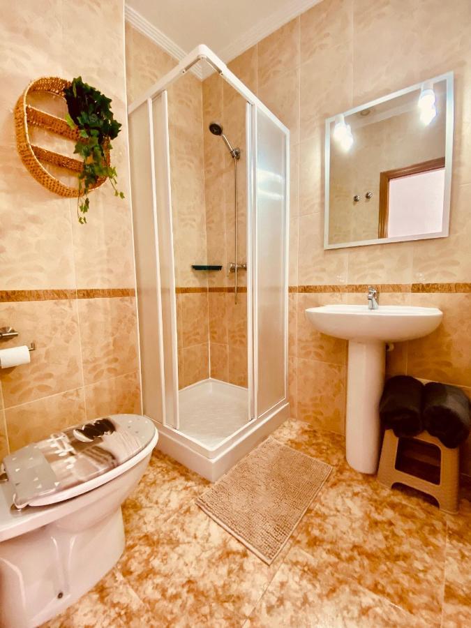 Casa Flania, Seaview, 2-Bedroom, 2-Bathroom อาลิกันเต ภายนอก รูปภาพ