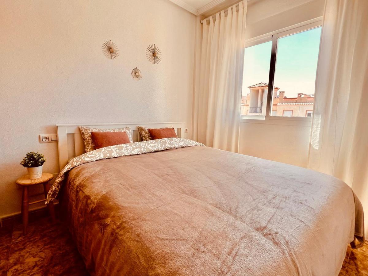 Casa Flania, Seaview, 2-Bedroom, 2-Bathroom อาลิกันเต ภายนอก รูปภาพ