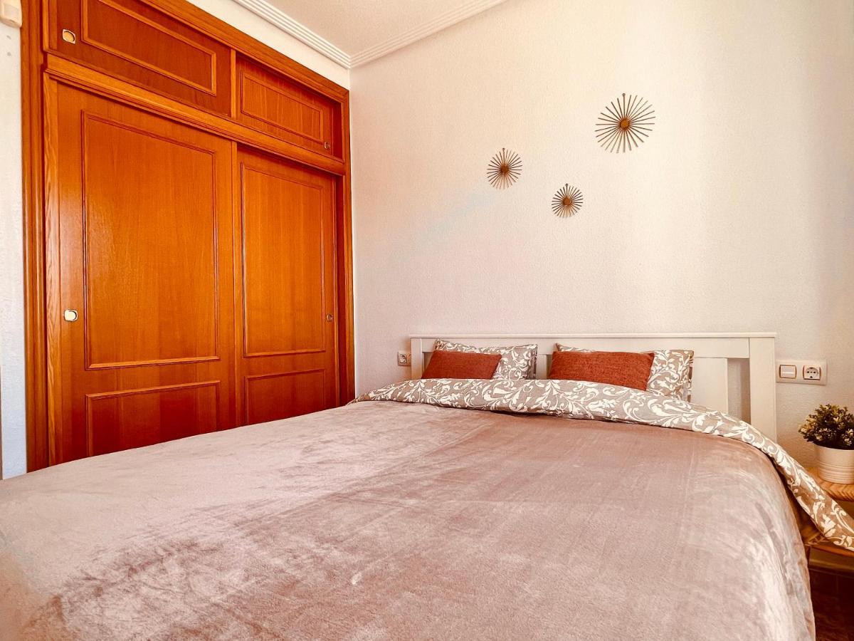 Casa Flania, Seaview, 2-Bedroom, 2-Bathroom อาลิกันเต ภายนอก รูปภาพ