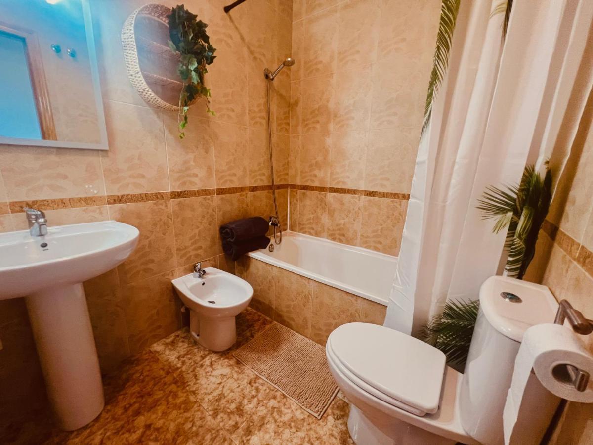 Casa Flania, Seaview, 2-Bedroom, 2-Bathroom อาลิกันเต ภายนอก รูปภาพ