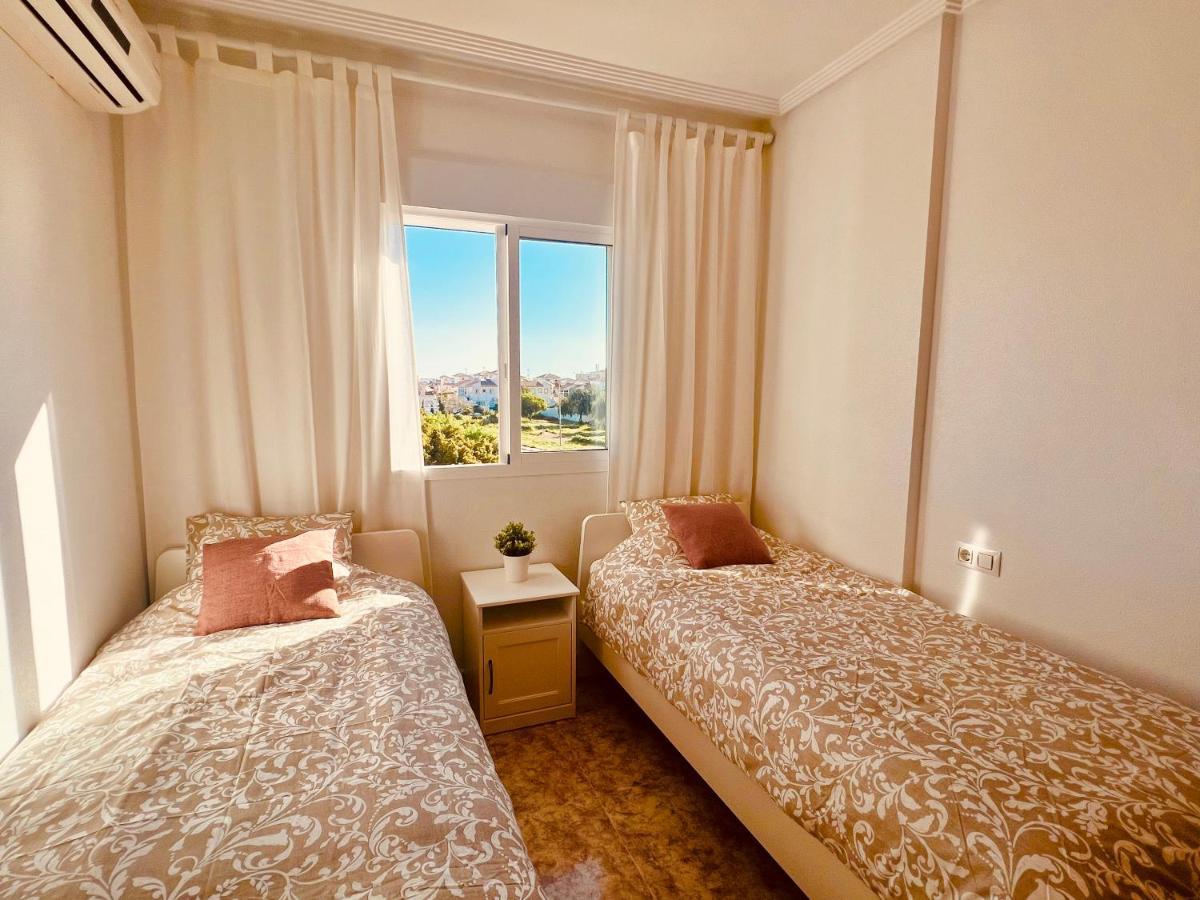 Casa Flania, Seaview, 2-Bedroom, 2-Bathroom อาลิกันเต ภายนอก รูปภาพ